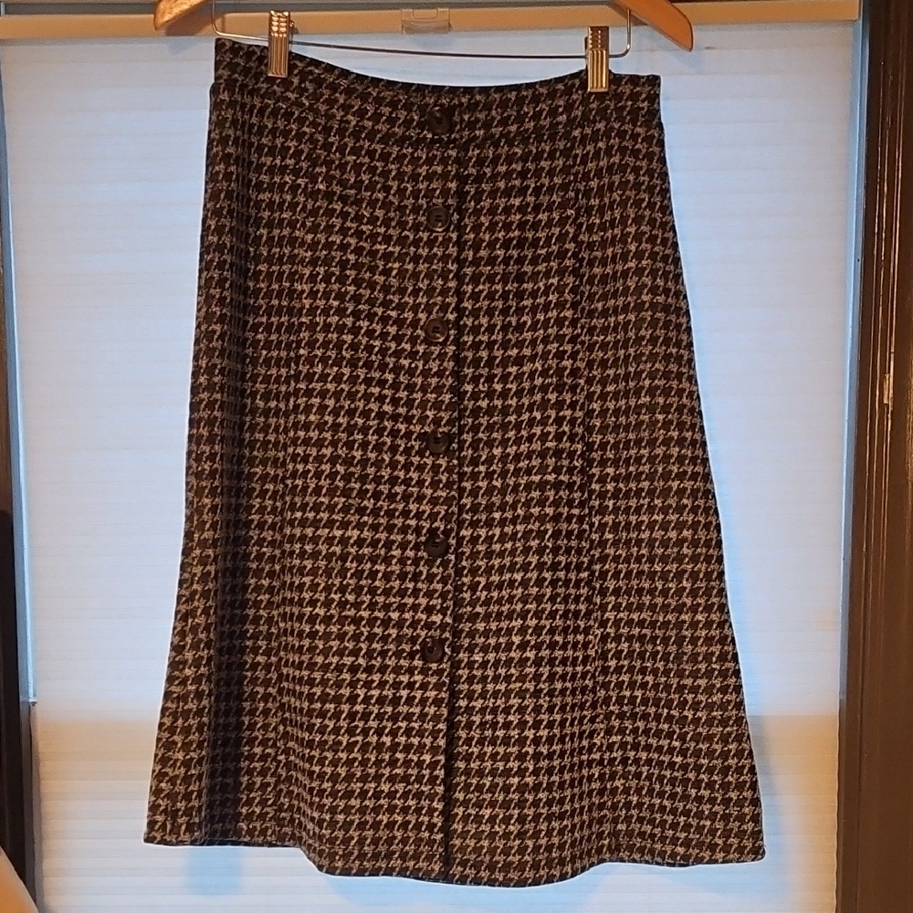 Mystree Classic Black and White A-Line Skirt